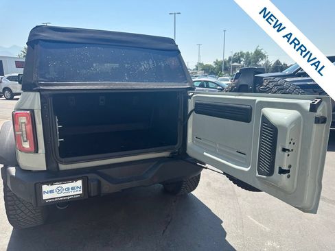Used 2024 Ford Bronco Wildtrak AWD/4WD image 13