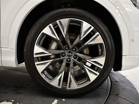 New 2026 Audi Q8 Premium Plus image 17