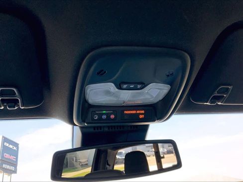 Used 2023 GMC Canyon Elevation w/ Convenience Package image 32