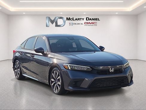 Used 2023 Honda Civic EX image 1