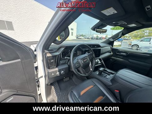 Used 2023 GMC Sierra 1500 AT4 w/ AT4 Premium Package image 10