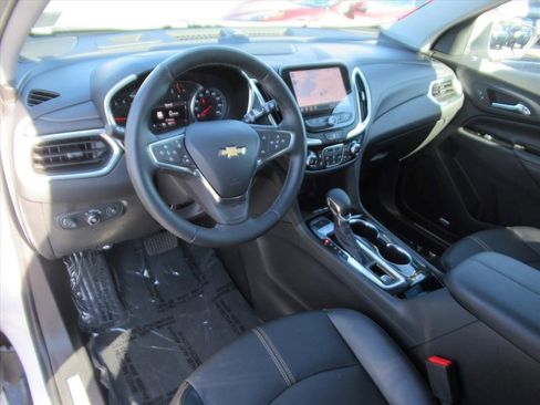 Certified 2024 Chevrolet Equinox Premier image 22