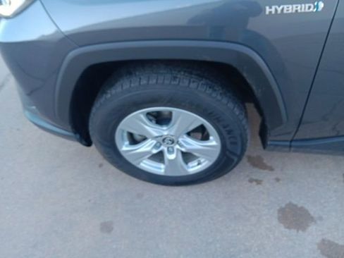 Used 2019 Toyota RAV4 XLE image 38