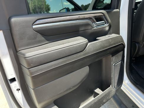 Used 2024 Chevrolet Silverado 2500 LTZ w/ LTZ Plus Package AWD/4WD image 24