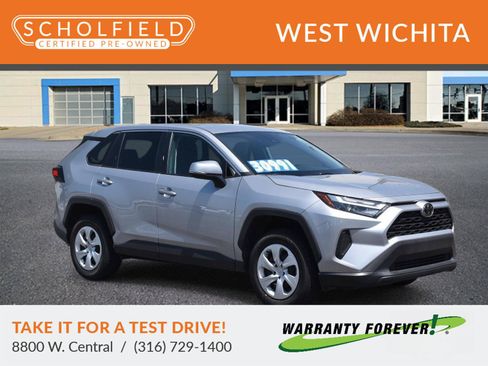 Used 2024 Toyota RAV4 LE AWD/4WD image 1