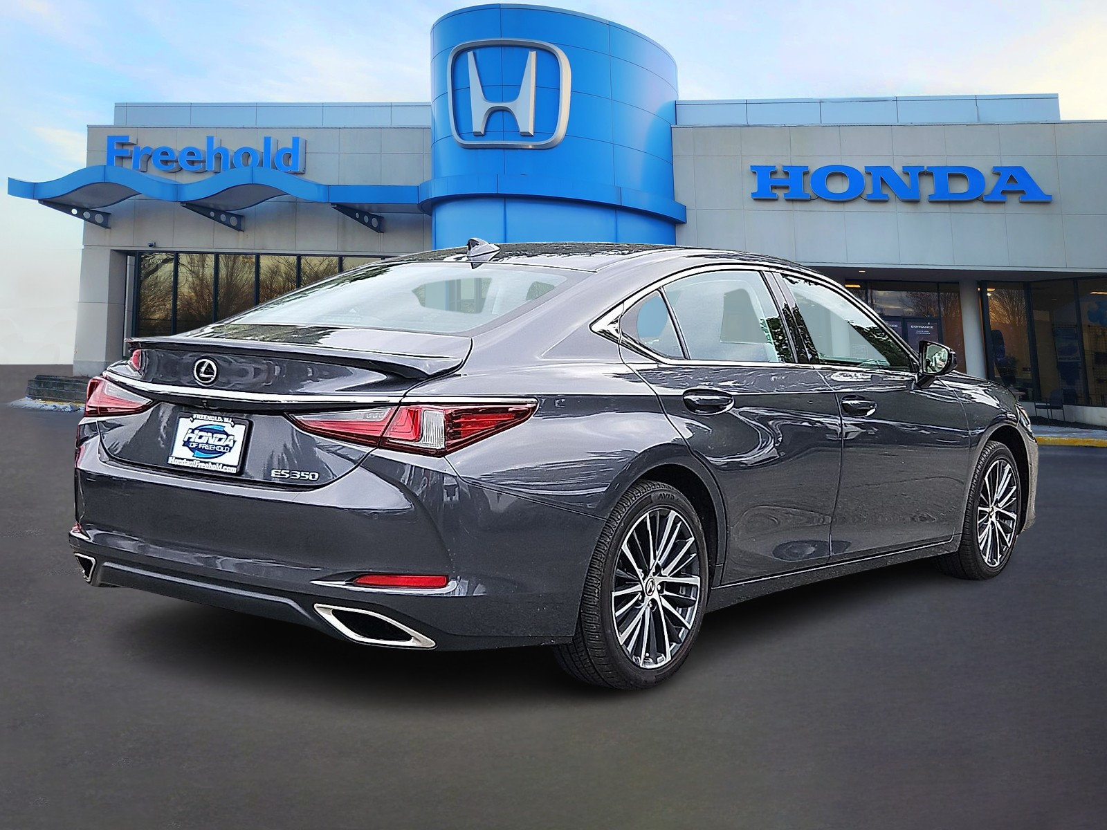 Used 2022 Lexus ES 350 w/ Premium Package FWD image 7