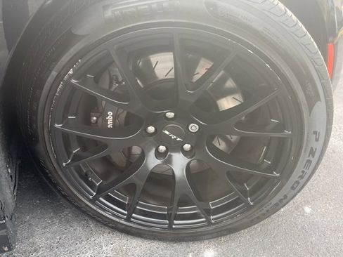 Used 2019 Dodge Charger Scat Pack w/ Dynamics Package image 7