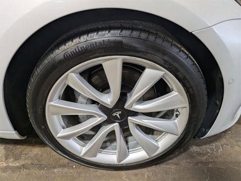 Used 2019 Tesla Model 3 Long Range image 24