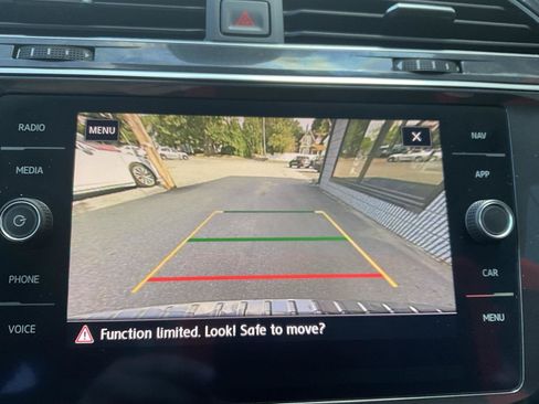 Used 2019 Volkswagen Tiguan SEL Premium AWD/4WD image 20