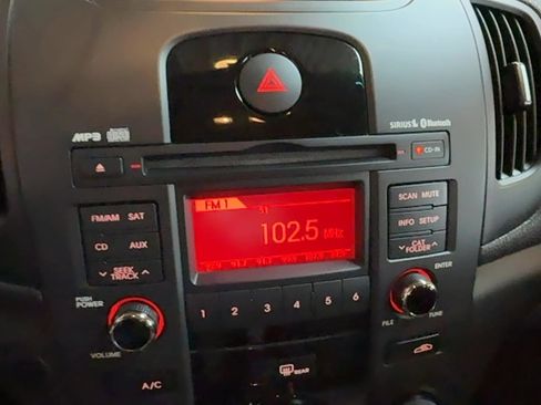 Used 2012 Kia Forte EX w/ Fuel Economy Pkg FWD image 18