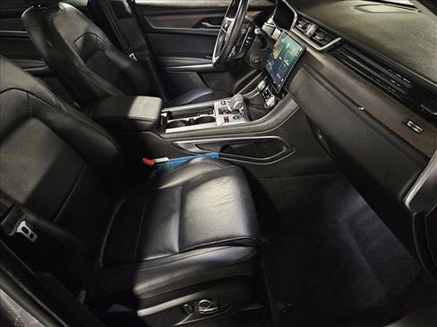 Used 2021 Jaguar F-PACE S image 22
