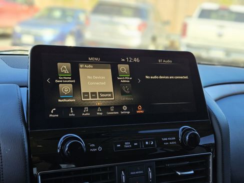 Used 2022 Nissan Armada SL w/ Captain's Chairs Package image 21