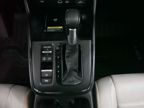 Used 2024 Honda CR-V EX-L image 22