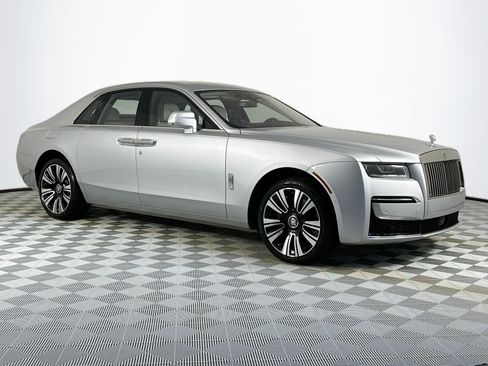 Certified 2021 Rolls-Royce Ghost image 6