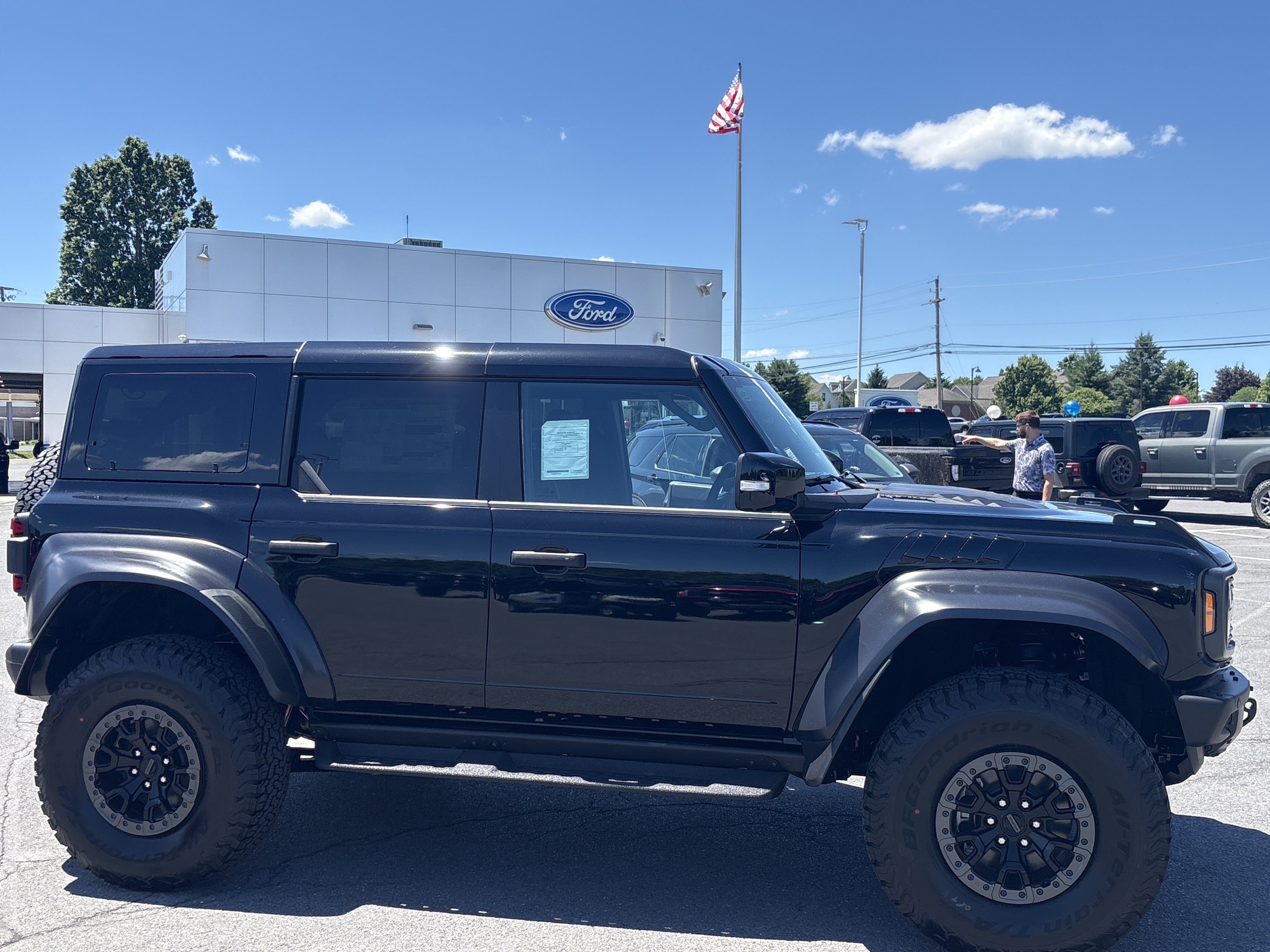 New 2026 Ford Bronco Raptor AWD/4WD image 2