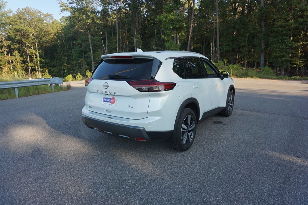 Used 2024 Nissan Rogue SL w/ SL Premium Package FWD image 25