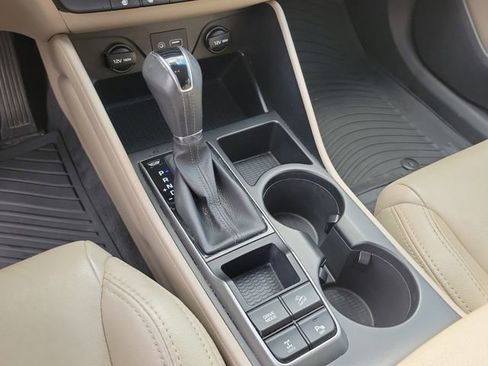 Used 2018 Hyundai Tucson Value AWD/4WD image 16