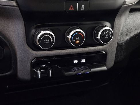 Used 2023 RAM 3500 Tradesman image 17