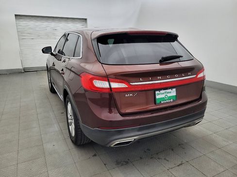 Used 2016 Lincoln MKX Premiere w/ Cargo Utility Package FWD image 5