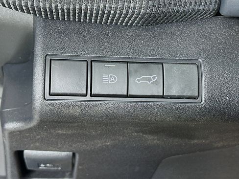 Used 2024 Toyota bZ4X FWD image 17