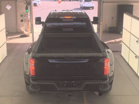 Used 2021 Chevrolet Silverado 3500 High Country image 6