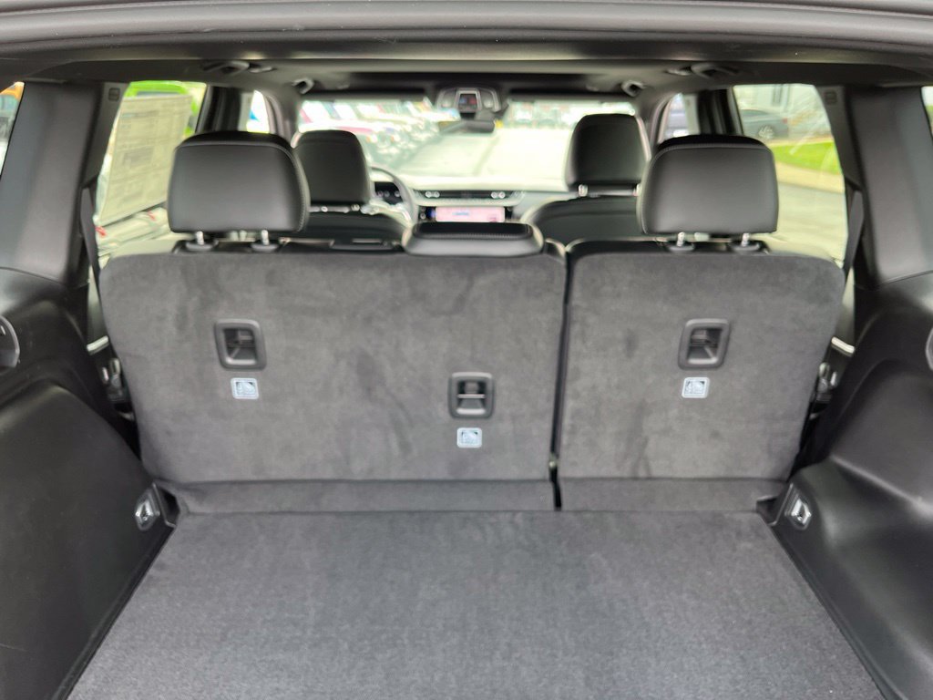 New 2026 Jeep Grand Cherokee Altitude AWD/4WD image 35