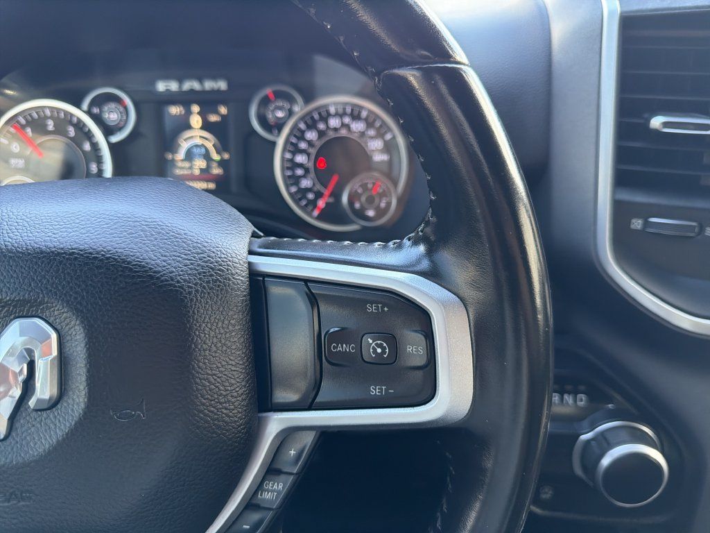 Used 2021 RAM 1500 Big Horn RWD image 30
