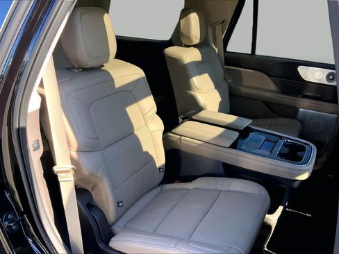 Used 2024 Lincoln Navigator Reserve AWD/4WD image 20