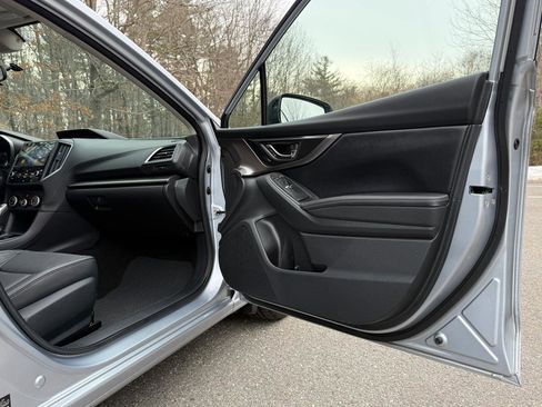 Used 2019 Subaru Impreza 2.0i Limited image 28