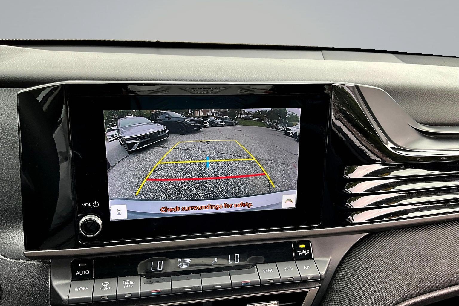 Used 2025 Toyota Camry LE FWD image 11