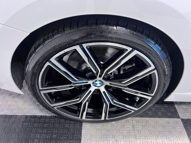 Used 2024 BMW 230i Coupe w/ Convenience Package RWD image 12