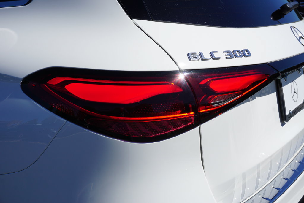Certified 2026 Mercedes-Benz GLC 300 4MATIC image 15
