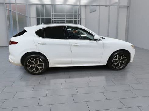 Used 2020 Alfa Romeo Stelvio Ti w/ Active Blind Spot Package AWD/4WD image 9