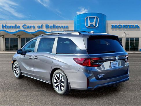 New 2026 Honda Odyssey EX-L image 3