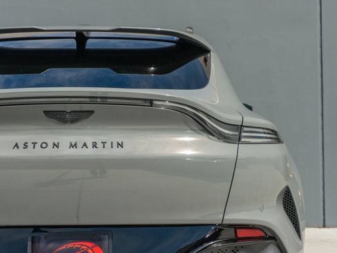 Used 2025 Aston Martin DBX 707 AWD/4WD image 43