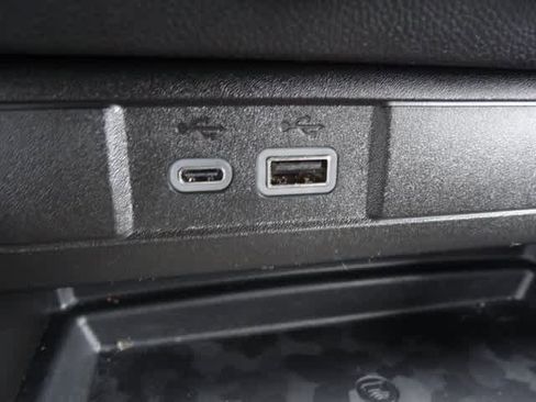 Used 2026 Chevrolet Colorado ZR2 w/ Technology Package image 36