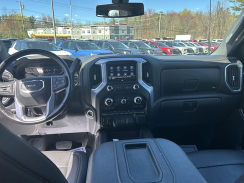Certified 2022 GMC Sierra 2500 SLT w/ SLT Convenience Package AWD/4WD image 38