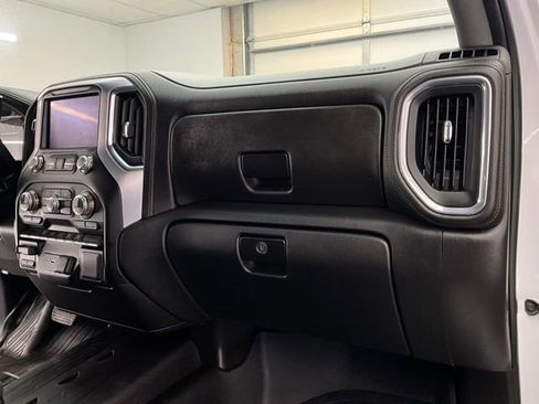 Used 2023 GMC Sierra 2500 SLE w/ SLE Value Package; AWD/4WD image 8