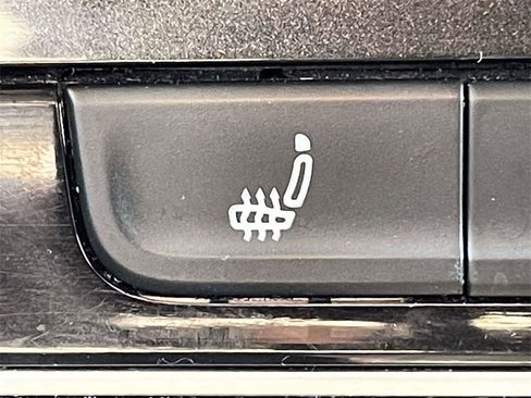 Used 2020 Volkswagen Golf 4-Door image 19