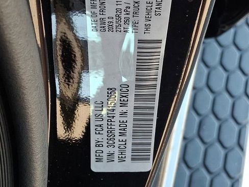 New 2026 RAM 1500 Big Horn AWD/4WD image 16