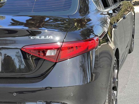 Used 2019 Alfa Romeo Giulia image 55