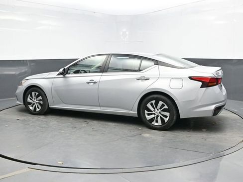 Used 2021 Nissan Altima 2.5 S image 4