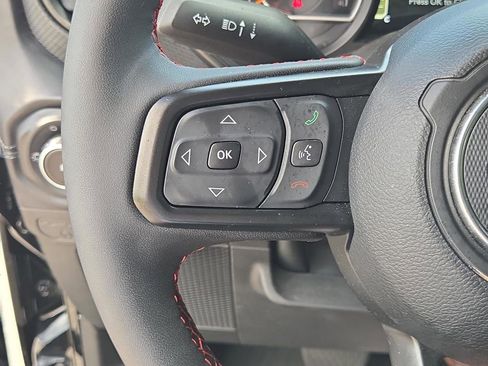 Used 2024 Jeep Wrangler Unlimited Rubicon w/ Convenience Group AWD/4WD image 24
