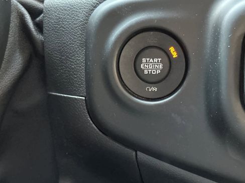Used 2018 Jeep Wrangler Unlimited Sport S AWD/4WD image 22