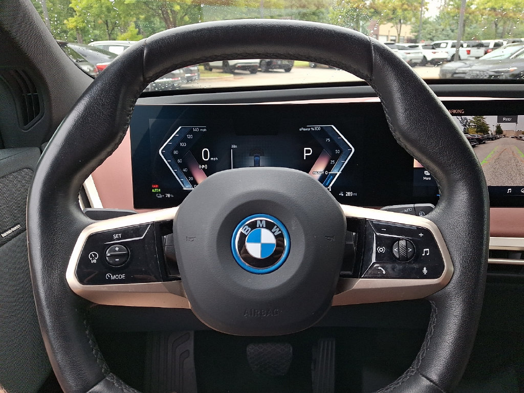 Used 2024 BMW iX xDrive50 w/ Convenience Package AWD/4WD image 20