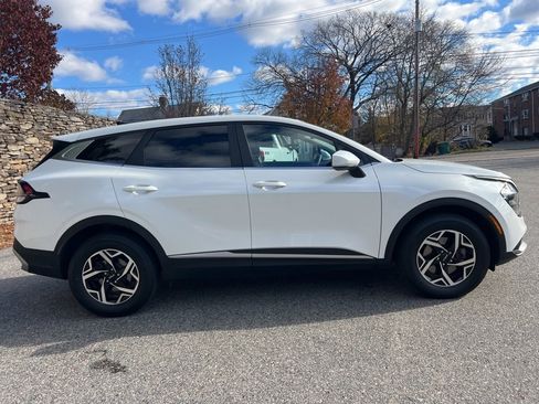 Certified 2023 Kia Sportage LX image 6