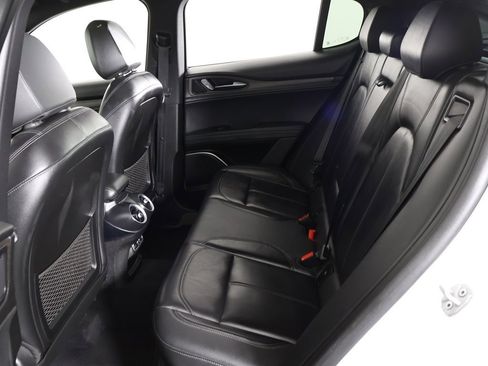 Used 2022 Alfa Romeo Stelvio Ti image 35