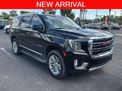 Used 2023 GMC Yukon SLT w/ SLT Luxury Package