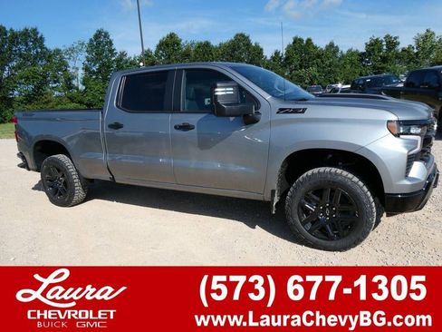 New 2026 Chevrolet Silverado 1500 LT Trail Boss w/ Convenience Package II AWD/4WD image 1
