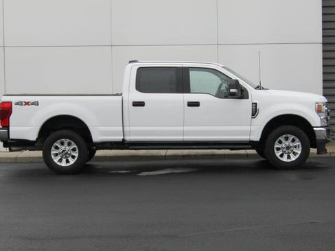 Used 2021 Ford F250 XLT w/ XLT Value Package AWD/4WD image 3